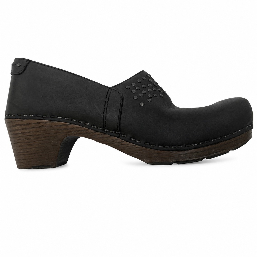 Dansko Mavis Clogs Women 6.5 Black Leather Studded Nursing Work Comfort EU 37